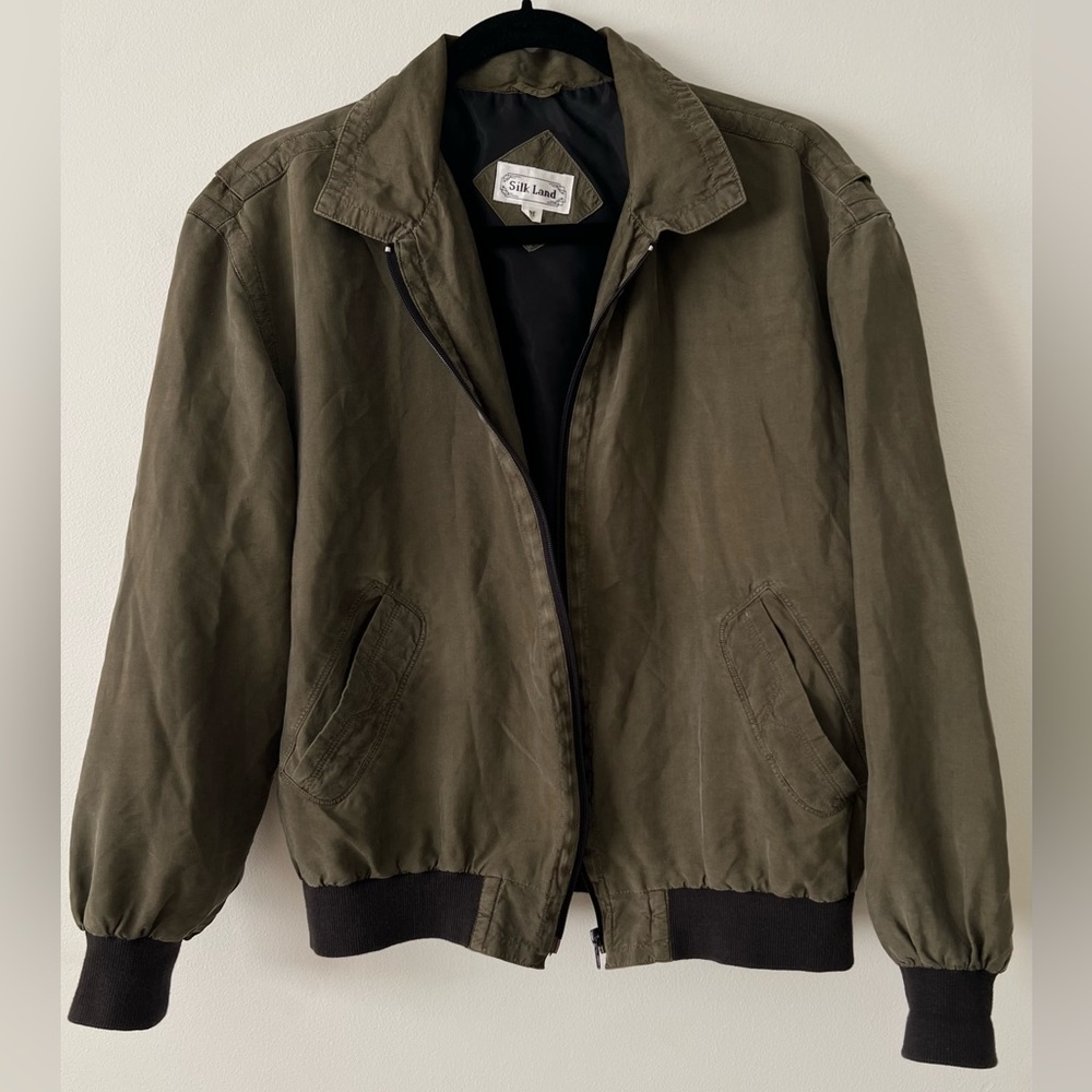 100% Silk bomber jacket size medium